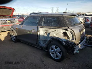 2017 MINI Hardtop Cooper with VIN WMWXP5C51H3C63722, listed as a Copart auction lot 41685295 with 92,207 mi miles and Salvage title. Bid and sale history available at DreamBid. Image 2.