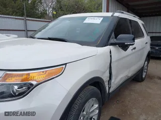 2014 Ford Explorer XLT with VIN 1FM5K7D95EGB90163, listed as a IAAI auction lot 41896474 with 139,694 mi miles. Bid and sale history available at carsss.com. Image 6.