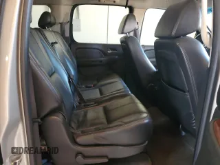 2009 Chevrolet Suburban 2LT с VIN 1GNFK26399J118063, выставлен на аукционе Copart как лот 47014765 с пробегом 239 209 миль миль и Списание • Salvage title. История ставок и продаж доступна на DreamBid. Изображение 11.