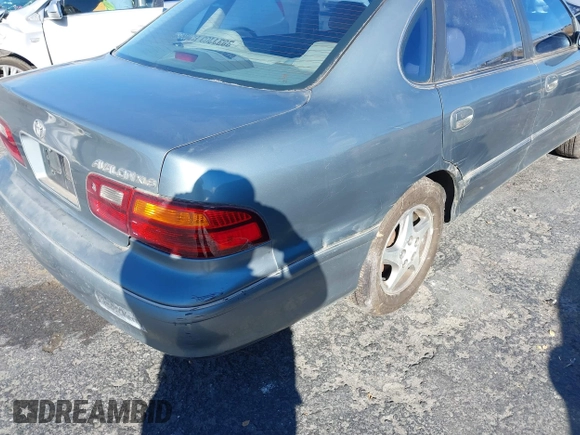 1998 Toyota Avalon XL with VIN 4T1BF18B3WU288614, listed as a IAAI auction lot 40632663 with 185,987 mi miles and . Bid and sale history available at DreamBid. Image 6.