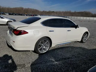 2016 Infiniti Q70 z VIN JN1BY1PP3GM631356, wystawiony jako Copart lot #49337675 z przebiegiem 105 540 mil mil oraz Szkoda całkowita • Salvage title. Historia ofert i sprzedaży dostępna na DreamBid. Obrazek 3.
