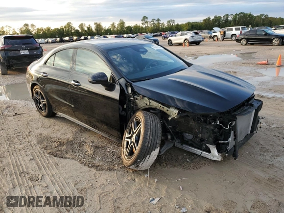 2024 Mercedes-Benz CLA 250 z VIN W1K5J4HB5RN452015, wystawiony jako Copart lot #79167324 z przebiegiem 4 767 mil mil oraz Szkoda całkowita • Salvage title. Historia ofert i sprzedaży dostępna na DreamBid. Obrazek 4.