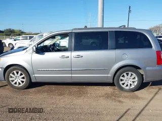 2014 Chrysler Town & Country Touring with VIN 2C4RC1BGXER270140, listed as a IAAI auction lot 41068771 with 144,820 mi miles. Bid and sale history available at carsss.com. Image 14.