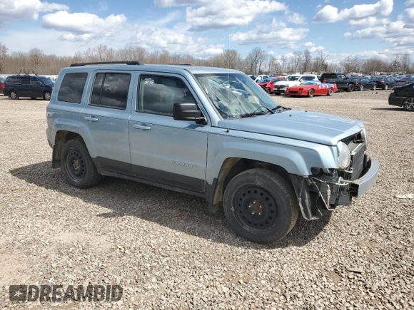 2014 Jeep Patriot Latitude with VIN 1C4NJRFBXED512414, listed as a Copart auction lot 50934605 with 37,714 mi miles and Salvage Title. Bid and sale history available at carsss.com. Image 4.