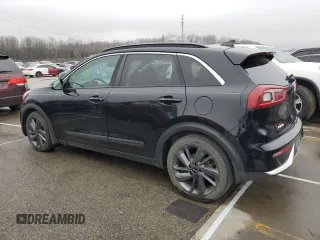 2017 Kia Niro Touring Launch Edition with VIN KNDCC3LC1H5050335, listed as a Copart auction lot 43888174 with 204,011 mi miles and Clean Title. Bid and sale history available at carsss.com. Image 2.