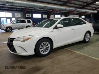 2015 Toyota Camry LE with VIN 4T1BD1FK4FU151142, listed as a Copart auction lot 55999835 with 282,000 mi miles and Clean Title. Bid and sale history available at DreamBid. Image 1.