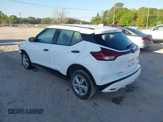 2022 Nissan Kicks S with VIN 3N1CP5BV5NL518813, listed as a IAAI auction lot 41693543 with 53,697 mi miles. Bid and sale history available at carsss.com. Image 3.
