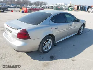 2006 Pontiac Grand Prix GT with VIN 2G2WR554061312734, listed as a IAAI auction lot 41777785 with 177,886 mi miles. Bid and sale history available at carsss.com. Image 4.