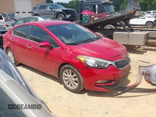 2014 Kia Forte EX z VIN KNAFX4A86E5087444, wystawiony jako IAAI lot #42177387 z przebiegiem 125 334 mil mil oraz . Historia ofert i sprzedaży dostępna na DreamBid. Obrazek 1.