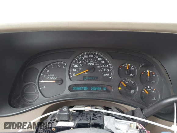 2003 Chevrolet Suburban LT with VIN 1GNEC16Z93J123780, listed as a IAAI auction lot 41462005 with 162,498 mi miles. Bid and sale history available at carsss.com. Image 7.