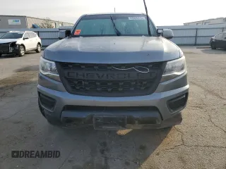 2020 Chevrolet Colorado 2WD Work Truck z VIN 1GCHSBEN7L1228007, wystawiony jako Copart lot #43006315 z przebiegiem 63 417 mil mil oraz Szkoda całkowita • Salvage title. Historia ofert i sprzedaży dostępna na DreamBid. Obrazek 5.