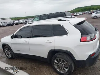 2019 Jeep Cherokee Latitude Plus z VIN 1C4PJLLB3KD151355, wystawiony jako IAAI lot #42128836 z przebiegiem 94 753 mil mil oraz . Historia ofert i sprzedaży dostępna na DreamBid. Obrazek 14.