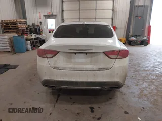 2015 Chrysler 200 C z VIN 1C3CCCEG7FN601806, wystawiony jako IAAI lot #41044329 z przebiegiem 175 728 mil mil oraz . Historia ofert i sprzedaży dostępna na DreamBid. Obrazek 16.