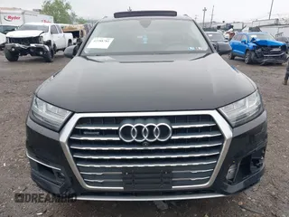 2017 Audi Q7 Premium Plus with VIN WA1LAAF78HD033413, listed as a IAAI auction lot 42188781 with Not provided miles and . Bid and sale history available at DreamBid. Image 12.