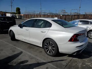 2022 Volvo S60 Momentum with VIN 7JRL12TZ3NG161796, listed as a Copart auction lot 51504115 with 17,206 mi miles and Salvage Title. Bid and sale history available at carsss.com. Image 2.