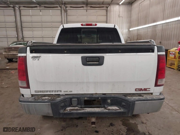 2008 GMC Sierra 1500 Work Truck with VIN 2GTEK13M481157485, listed as a IAAI auction lot 41565279 with 312,223 mi miles. Bid and sale history available at carsss.com. Image 17.