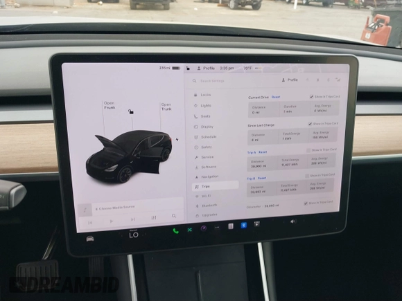 2021 Tesla Model Y Long Range with VIN 5YJYGDEE5MF111774, listed as a IAAI auction lot 41525622 with 39,960 mi miles. Bid and sale history available at carsss.com. Image 18.