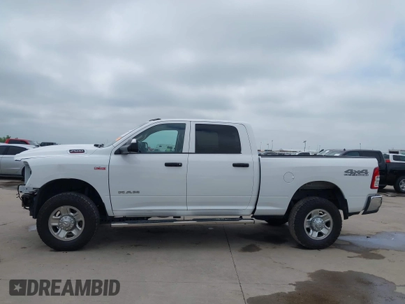 2019 Ram 2500 Tradesman with VIN 3C6UR5CJ3KG512575, listed as a IAAI auction lot 42354322 with 61,965 mi miles and . Bid and sale history available at DreamBid. Image 15.