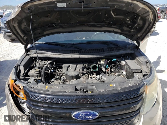 2014 Ford Utility Police Interceptor with VIN 1FM5K8AR8EGB43915, listed as a Copart auction lot 73927404 with 0 mi miles and Non Repairable. Bid and sale history available at carsss.com. Image 12.