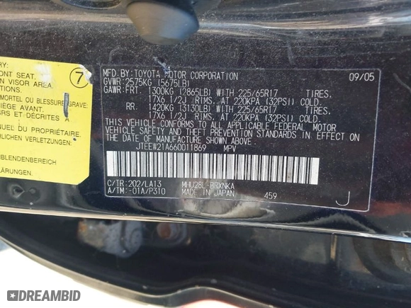 2006 Toyota Highlander Hybrid with VIN JTEEW21A660011869, listed as a IAAI auction lot 41748654 with 240,502 mi miles. Bid and sale history available at carsss.com. Image 9.