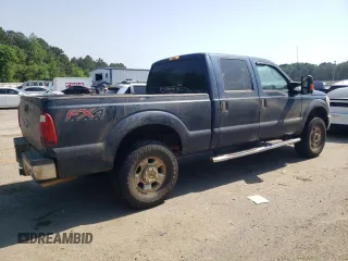 2016 Ford F-250 Lariat z VIN 1FT7W2B60GEC30452, wystawiony jako Copart lot #53465365 z przebiegiem 133 414 mil mil oraz Szkoda całkowita • Salvage title. Historia ofert i sprzedaży dostępna na DreamBid. Obrazek 3.