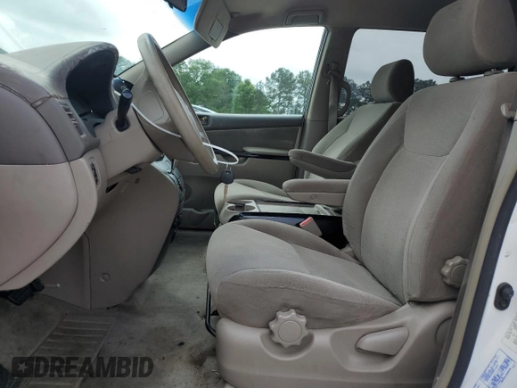 2004 Toyota Sienna CE with VIN 5TDZA23C54S135144, listed as a Copart auction lot 54695035 with 187,823 mi miles and Clean Title. Bid and sale history available at carsss.com. Image 7.