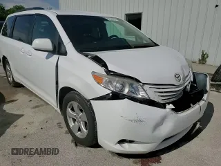 2017 Toyota Sienna LE Auto Access Seat with VIN 5TDKZ3DC2HS839208, listed as a Copart auction lot 61389765 with 122,995 mi miles and Salvage title. Bid and sale history available at DreamBid. Image 14.