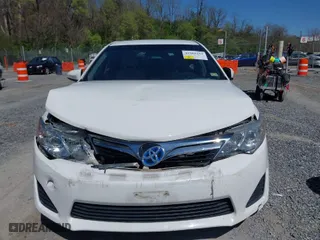 2012 Toyota Camry Hybrid XLE with VIN 4T1BD1FK9CU030618, listed as a IAAI auction lot 41989253 with 230,878 mi miles. Bid and sale history available at carsss.com. Image 12.