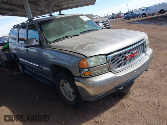 2002 GMC Yukon XL SLT with VIN 1GKFK16Z72J253852, listed as a IAAI auction lot 41606033 with 121,365 mi miles. Bid and sale history available at carsss.com. Image 1.