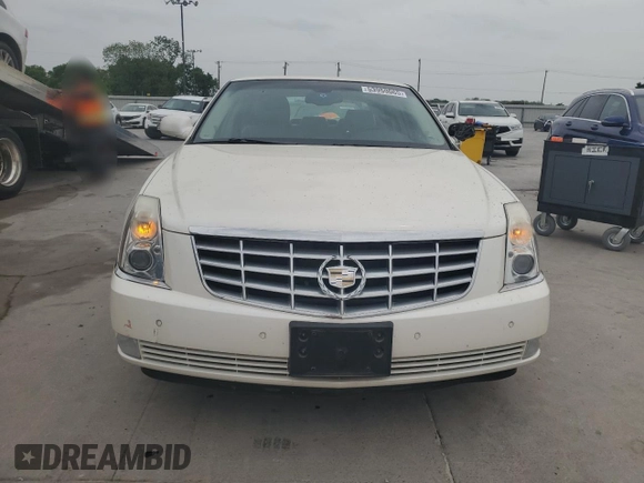2008 Cadillac DTS 1SC with VIN 1G6KD57YX8U179189, listed as a Copart auction lot 53959065 with 59,879 mi miles and Salvage Title. Bid and sale history available at carsss.com. Image 5.