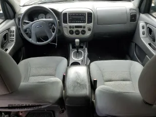 2006 Ford Escape XLT with VIN 1FMYU93156KD49857, listed as a Copart auction lot 73610184 with 123,339 mi miles and Salvage Title. Bid and sale history available at carsss.com. Image 8.