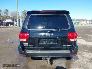 2006 Toyota Sequoia Limited with VIN 5TDBT48AX6S263316, listed as a IAAI auction lot 41559979 with 401,207 mi miles. Bid and sale history available at carsss.com. Image 16.