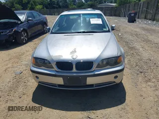 2005 BMW 3 Series 330xi с VIN WBAEW53405PN37317, выставлен на аукционе IAAI как лот 42544009 с пробегом 111 964 миль миль и . История ставок и продаж доступна на DreamBid. Изображение 12.