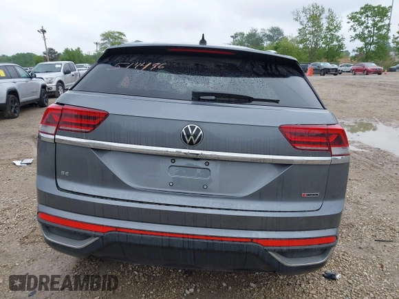 2022 Volkswagen Atlas SE with VIN 1V2LC2CA1NC203536, listed as a IAAI auction lot 42310598 with 28,724 mi miles and . Bid and sale history available at DreamBid. Image 16.