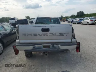 2005 Chevrolet Silverado 1500 Work Truck with VIN 1GCEC14Z25Z272371, listed as a Copart auction lot 68117504 with Not Provided miles and Non Repairable. Bid and sale history available at carsss.com. Image 6.