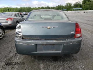 2006 Chrysler 300 Touring z VIN 2C3KA53G66H405462, wystawiony jako Copart lot #55913485 z przebiegiem 138 369 mil mil oraz Szkoda całkowita • Salvage title. Historia ofert i sprzedaży dostępna na DreamBid. Obrazek 6.