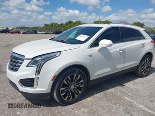 2017 Cadillac XT5 Premium Luxury FWD z VIN 1GYKNCRS5HZ230621, wystawiony jako IAAI lot #42123597 z przebiegiem 88 268 mil mil oraz . Historia ofert i sprzedaży dostępna na DreamBid. Obrazek 2.
