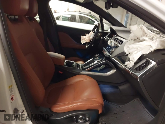 2019 Jaguar I-Pace HSE с VIN SADHD2S19K1F65778, выставлен на аукционе IAAI как лот 41370851 с пробегом 52 061 миль миль и . История ставок и продаж доступна на DreamBid. Изображение 5.