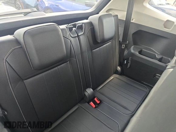 2024 Volkswagen Tiguan SE with VIN 3VV3B7AXXRM097540, listed as a IAAI auction lot 42809080 with 25,390 mi miles and . Bid and sale history available at DreamBid. Image 14.