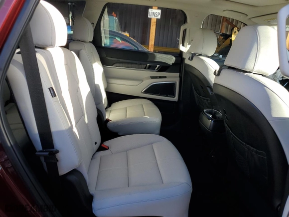 2023 Kia Telluride EX with VIN 5XYP34GC2PG364969, listed as a Copart auction lot 46620425 with 30,613 mi miles and Salvage Title. Bid and sale history available at carsss.com. Image 11.