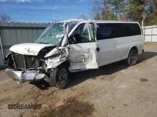 2006 GMC Savana with VIN 1GJHG39U361217804, listed as a Copart auction lot 46652945 with 151,766 mi miles and Salvage Title. Bid and sale history available at carsss.com. Image 1.