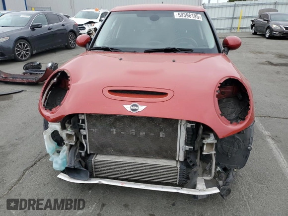2015 MINI Hardtop 4 Door S z VIN WMWXU3C51F2B56847, wystawiony jako Copart lot #59396195 z przebiegiem 70 821 mil mil oraz Szkoda całkowita • Salvage title. Historia ofert i sprzedaży dostępna na DreamBid. Obrazek 5.