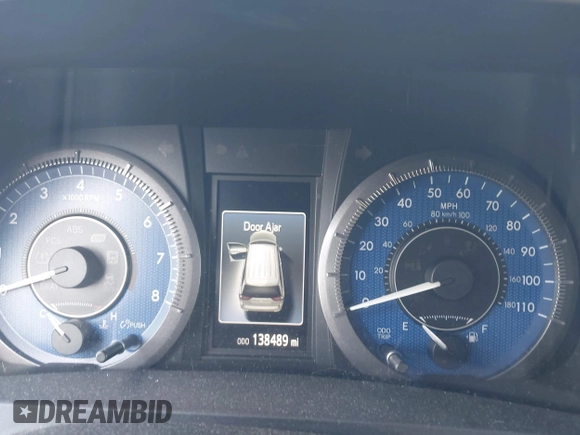 2018 Toyota Sienna XLE Auto Access Seat with VIN 5TDYZ3DC2JS926543, listed as a IAAI auction lot 42250898 with 138,489 mi miles and . Bid and sale history available at DreamBid. Image 7.