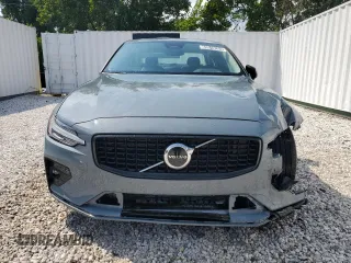 2024 Volvo S60 Core Dark Theme with VIN 7JRL12FK3RG321244, listed as a Copart auction lot 63919284 with 5,887 mi miles and Clean Title. Bid and sale history available at carsss.com. Image 5.