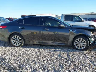2018 Kia Optima EX with VIN 5XXGU4L3XJG226708, listed as a IAAI auction lot 41036342 with 118,162 mi miles. Bid and sale history available at carsss.com. Image 14.