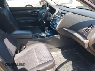 2017 Nissan Altima SV z VIN 1N4AL3AP0HC220571, wystawiony jako IAAI lot #42164901 z przebiegiem 94 218 mil mil oraz . Historia ofert i sprzedaży dostępna na DreamBid. Obrazek 5.