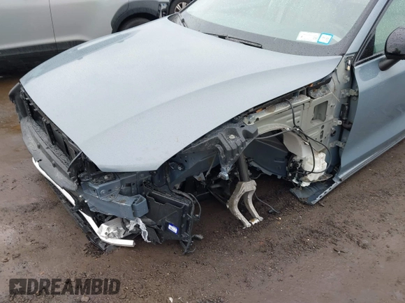2024 Volvo S60 Plus Dark Theme with VIN 7JRL12TL5RG289457, listed as a IAAI auction lot 41657372 with 1,640 mi miles and . Bid and sale history available at DreamBid. Image 19.