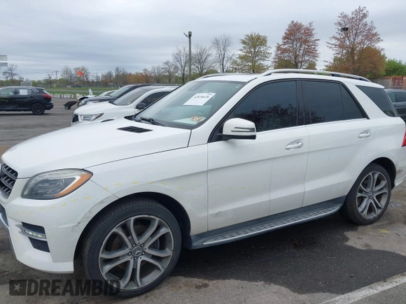 2014 Mercedes-Benz M 350 with VIN 4JGDA5JB2EA282733, listed as a IAAI auction lot 42070426 with 148,513 mi miles and . Bid and sale history available at DreamBid. Image 17.