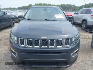 2018 Jeep Compass Limited with VIN 3C4NJDCB4JT365762, listed as a IAAI auction lot 42694434 with 59,685 mi miles and . Bid and sale history available at DreamBid. Image 6.
