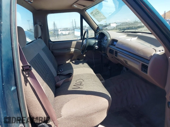 1994 Ford F-250 with VIN 2FTHF26H5RCA74997, listed as a IAAI auction lot 42270174 with 184,970 mi miles and . Bid and sale history available at DreamBid. Image 5.